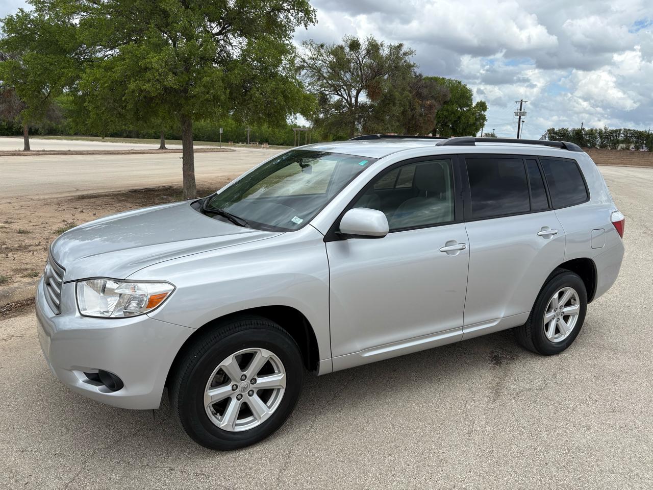 Toyota Highlander FWD 4dr Base (Natl) 2008
