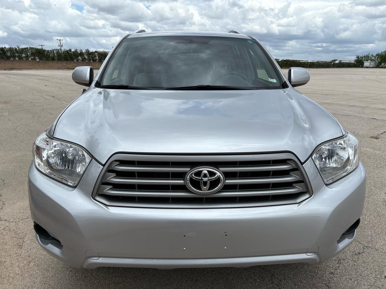 Toyota Highlander FWD 4dr Base (Natl) 2008