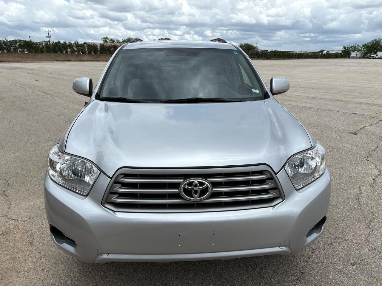 Toyota Highlander FWD 4dr Base (Natl) 2008