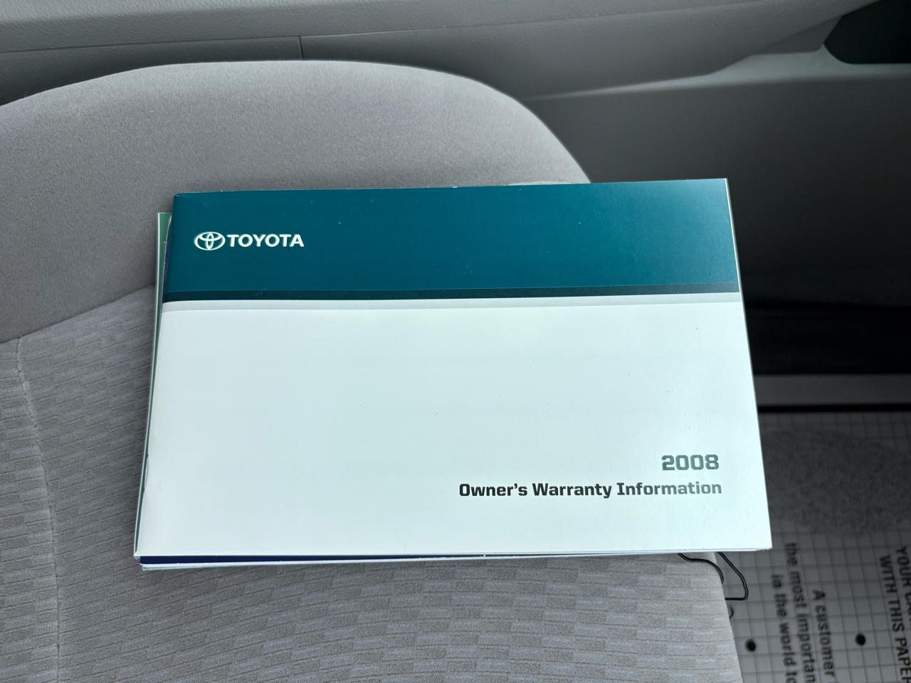 Toyota Highlander FWD 4dr Base (Natl) 2008