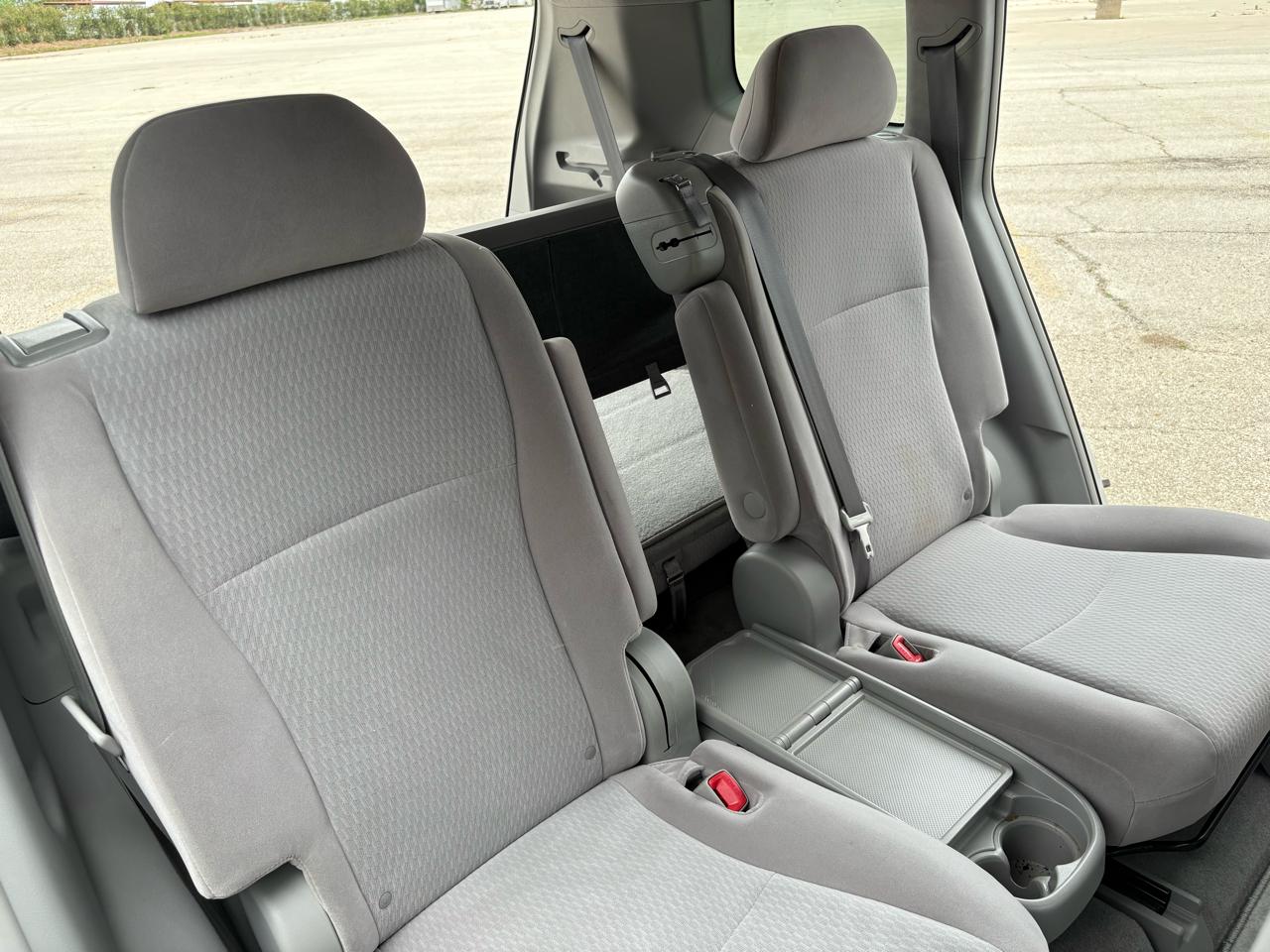 Toyota Highlander FWD 4dr Base (Natl) 2008