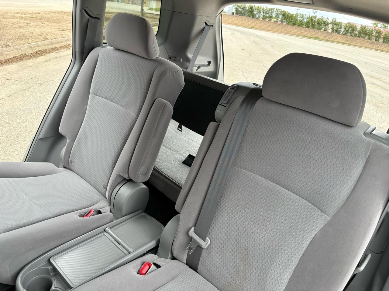 Toyota Highlander FWD 4dr Base (Natl) 2008