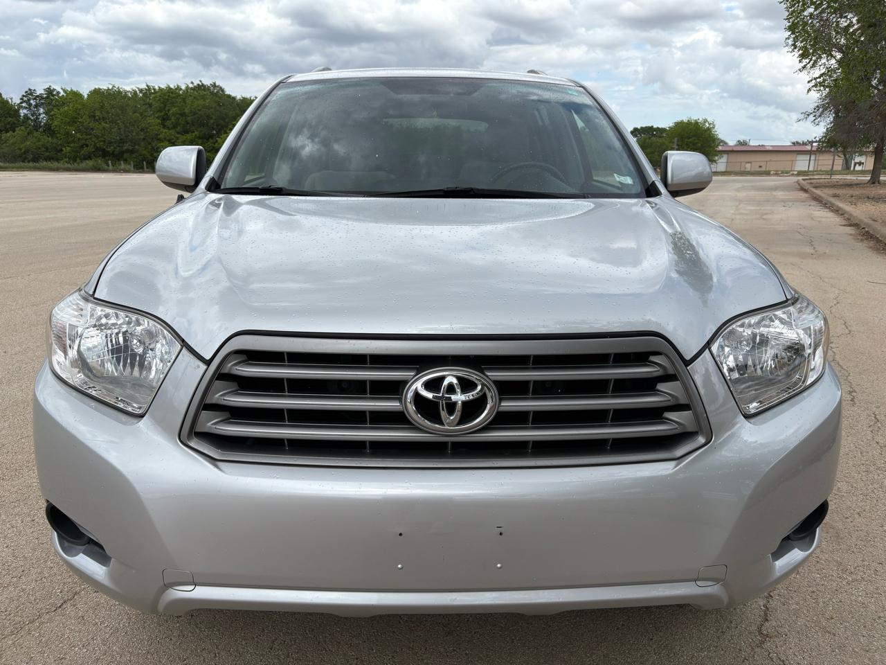 Toyota Highlander FWD 4dr Base (Natl) 2008