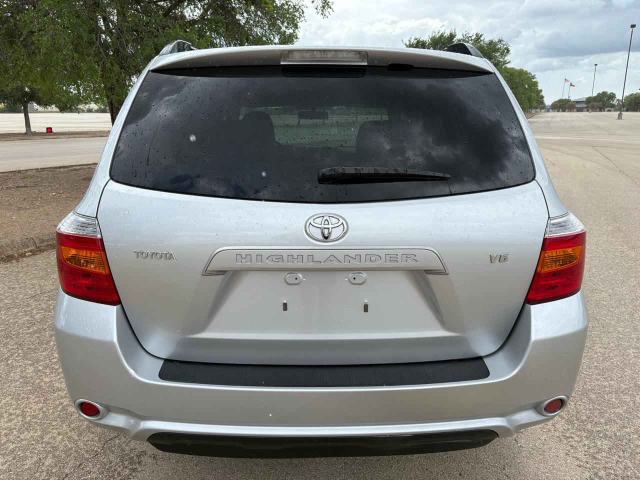 Toyota Highlander FWD 4dr Base (Natl) 2008