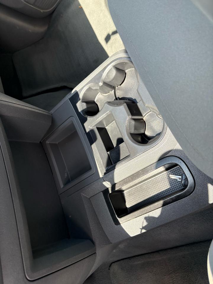 Dodge Ram 1500 4dr Mega Cab 160.5 SLT 2006