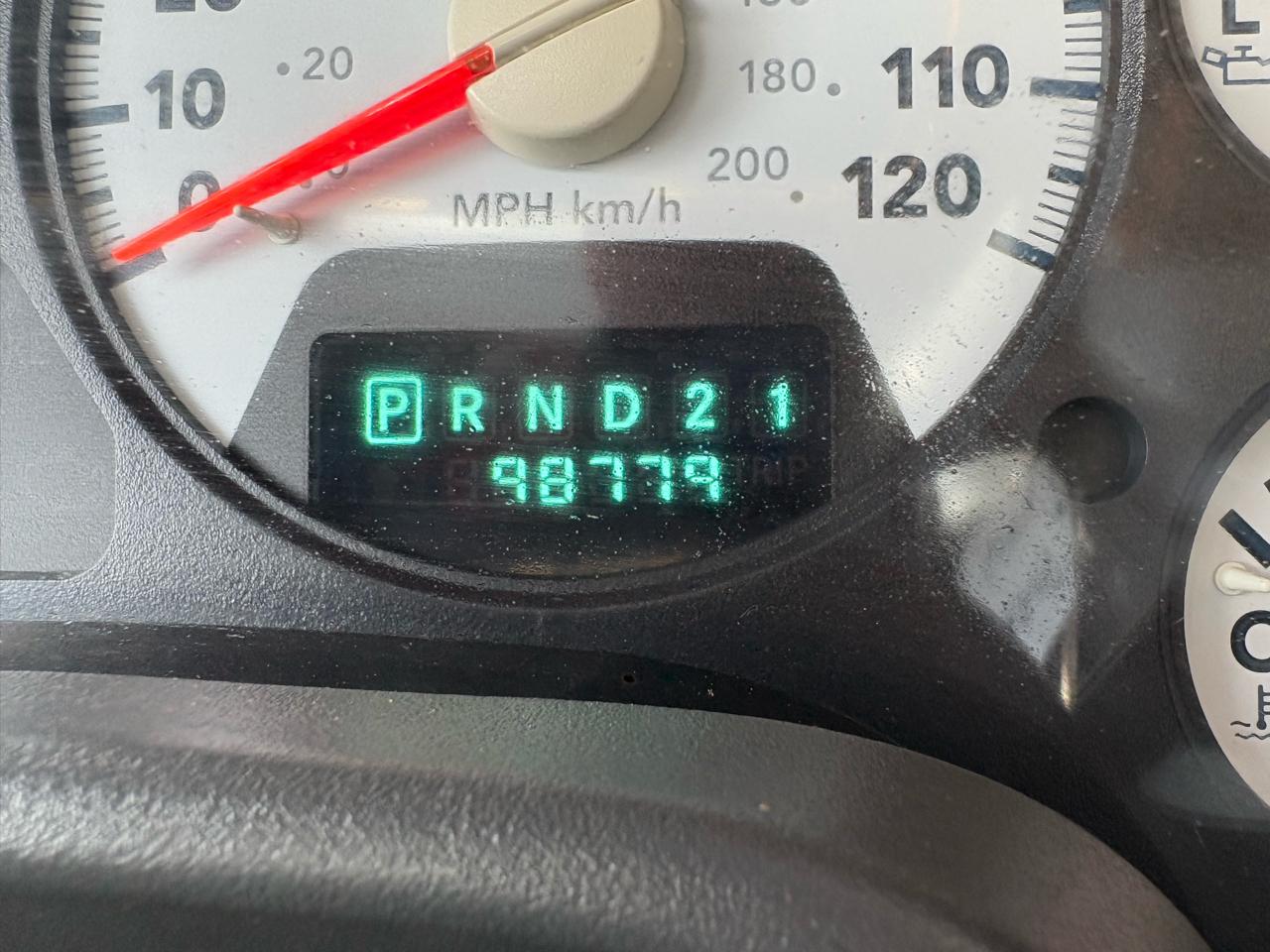 Dodge Ram 1500 4dr Mega Cab 160.5 SLT 2006