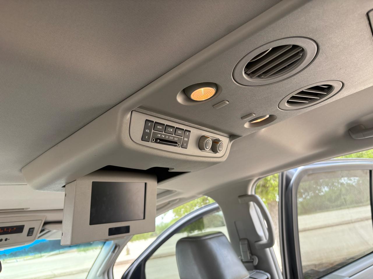 Nissan Armada LE 4WD 2006