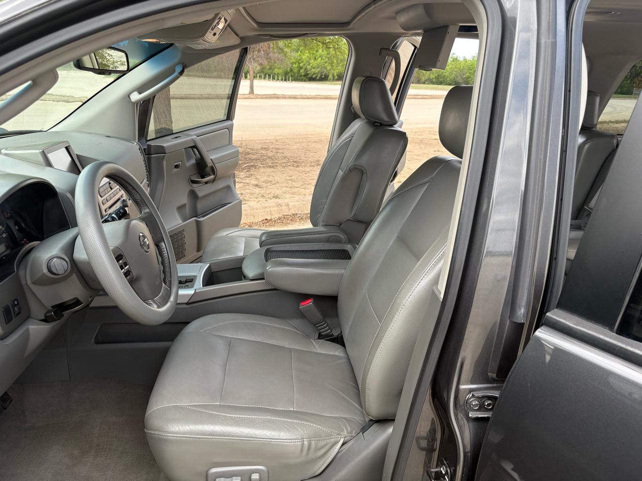 Nissan Armada LE 4WD 2006