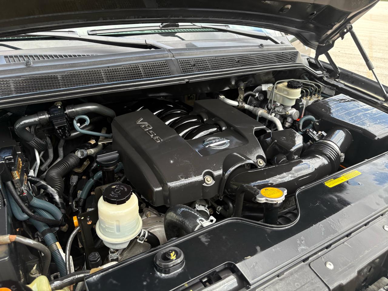 Nissan Armada LE 4WD 2006