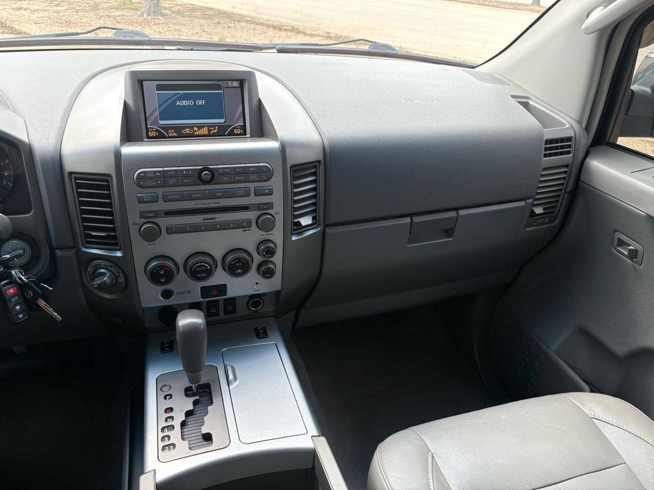 Nissan Armada LE 4WD 2006