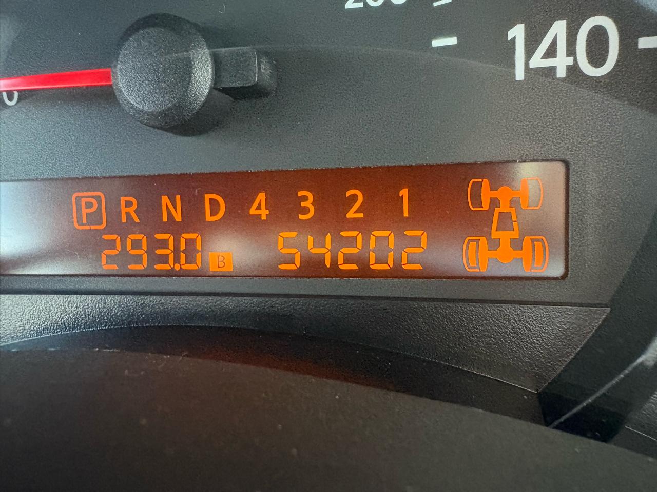 Nissan Armada LE 4WD 2006