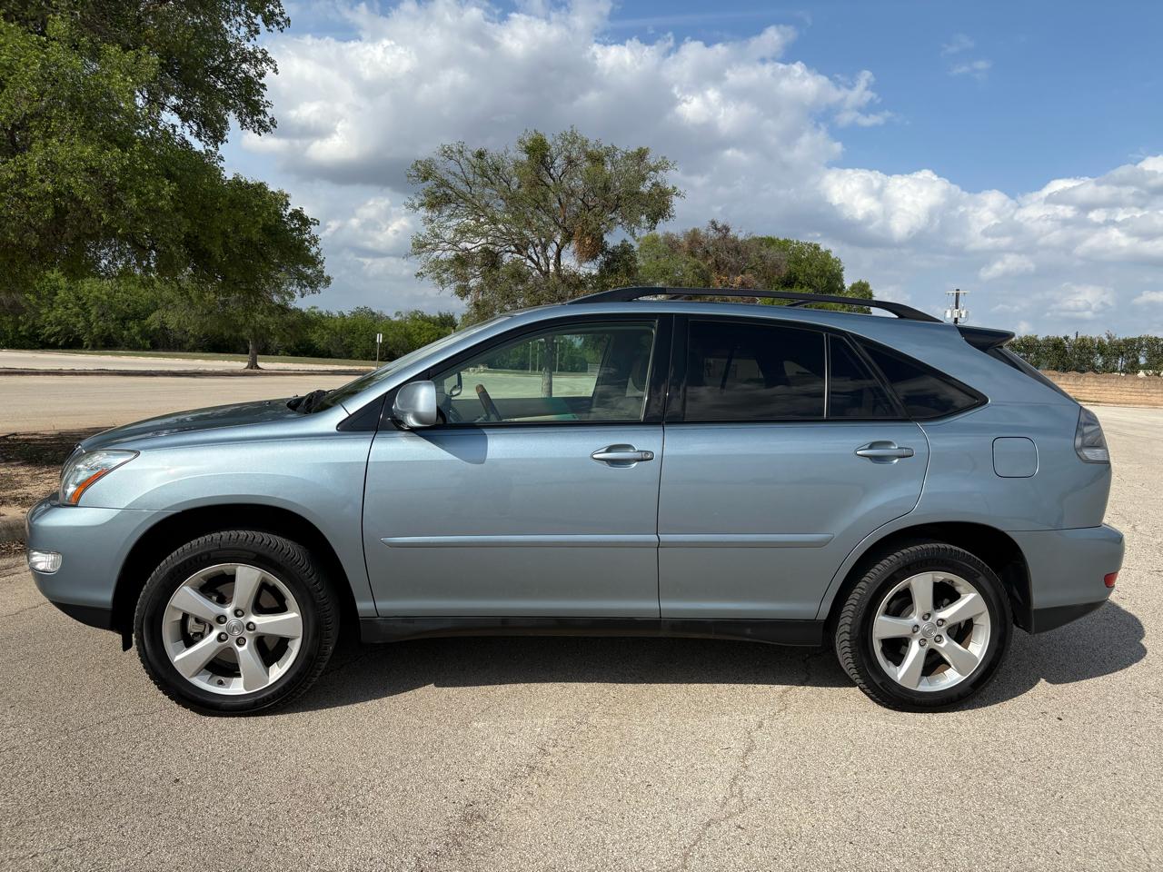Lexus RX 330 4dr SUV AWD 2005