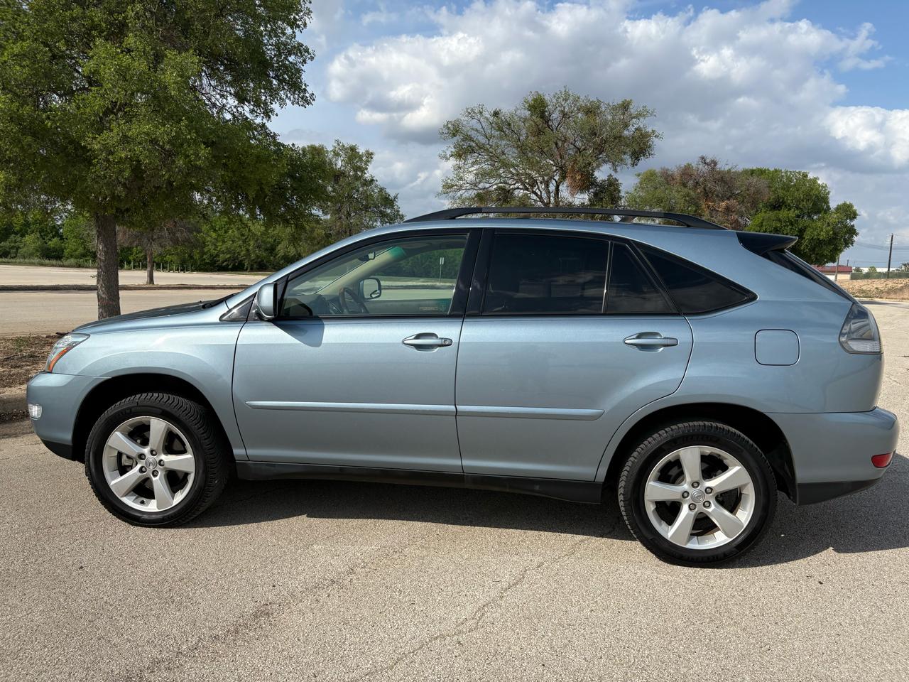 Lexus RX 330 4dr SUV AWD 2005