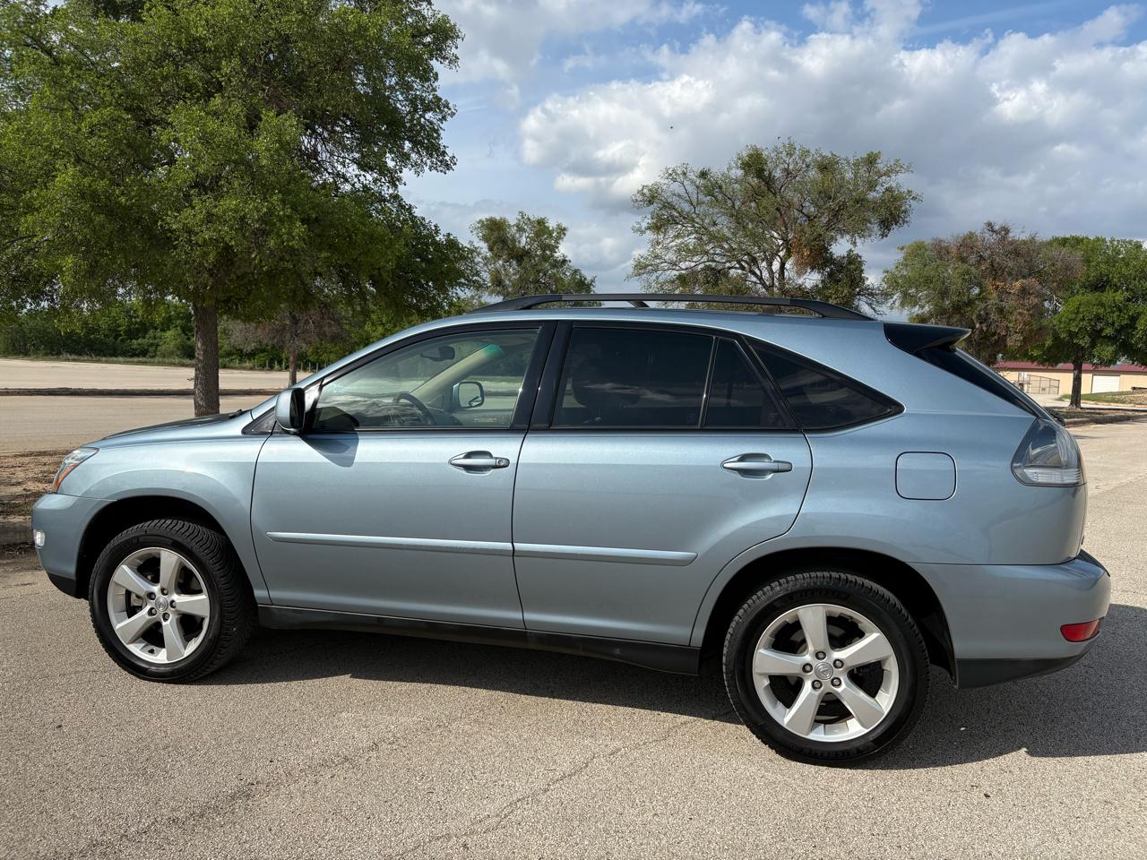 Lexus RX 330 4dr SUV AWD 2005