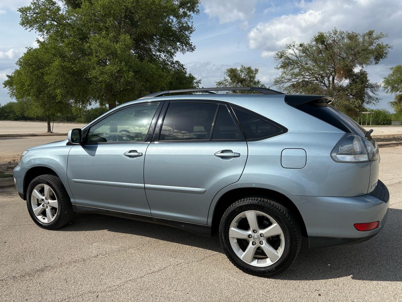 Lexus RX 330 4dr SUV AWD 2005