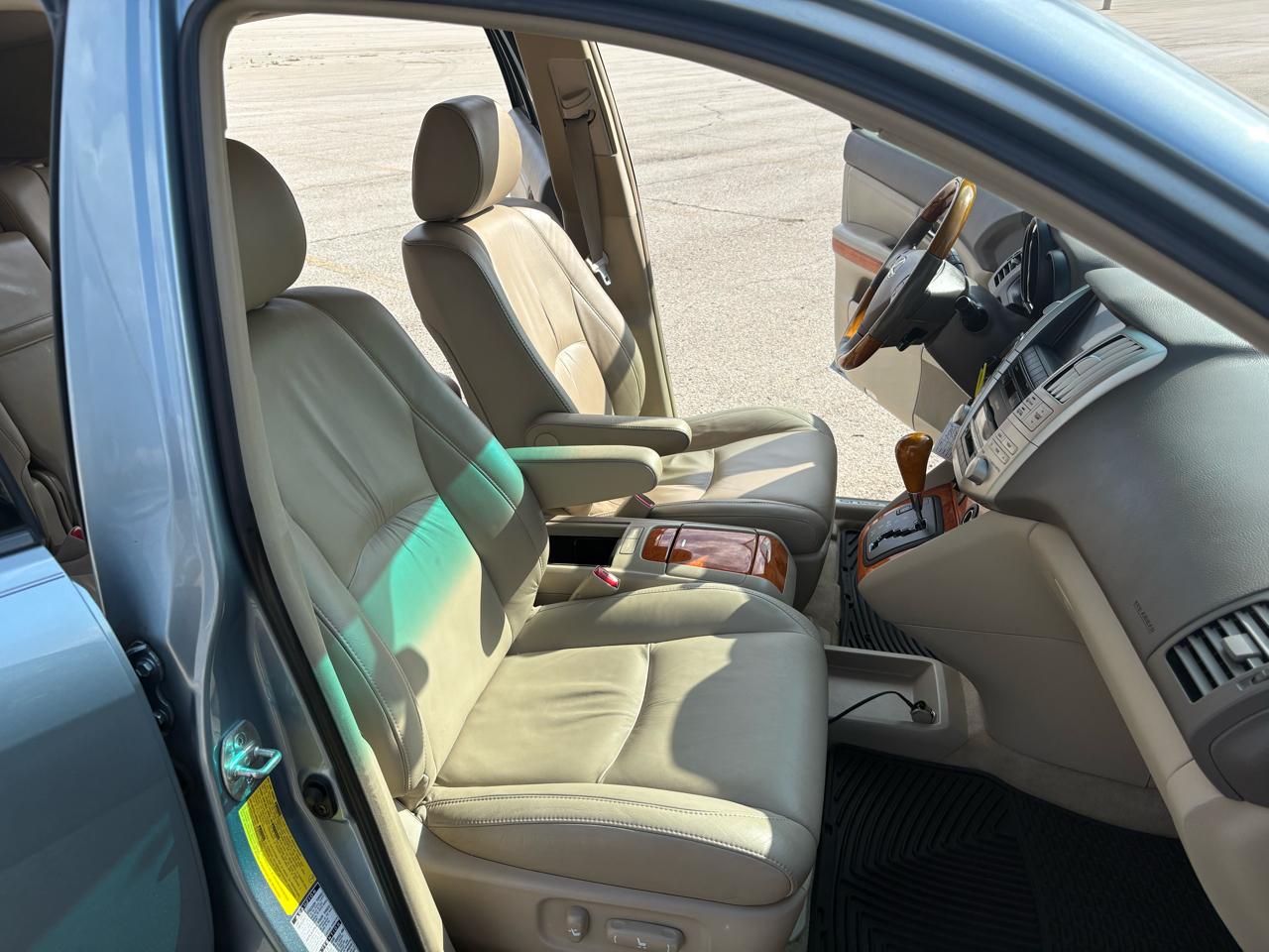 Lexus RX 330 4dr SUV AWD 2005