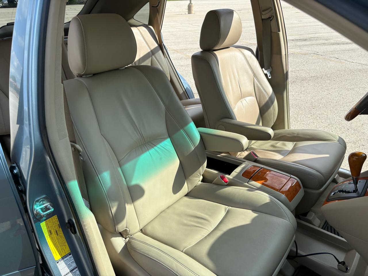 Lexus RX 330 4dr SUV AWD 2005