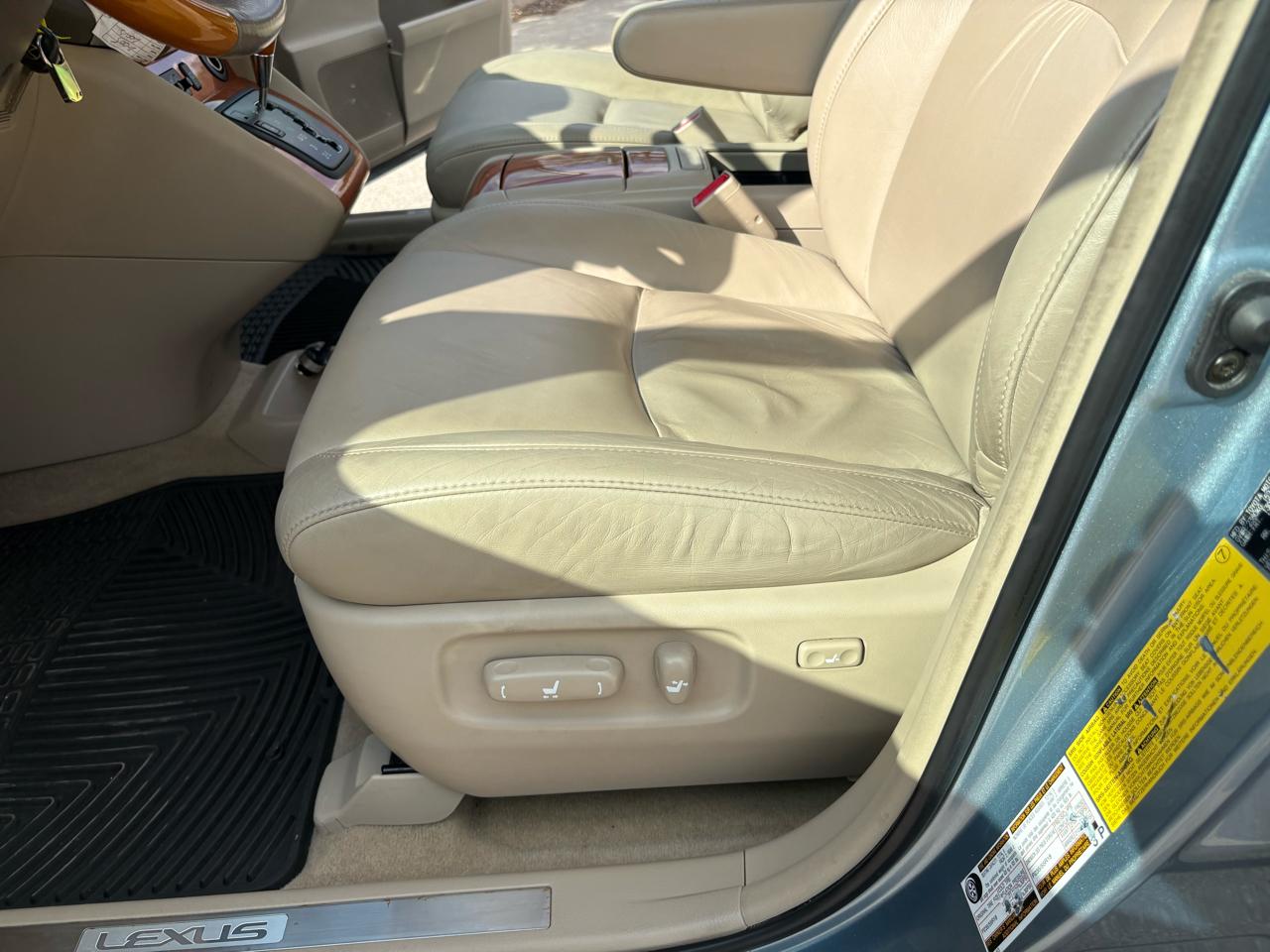 Lexus RX 330 4dr SUV AWD 2005