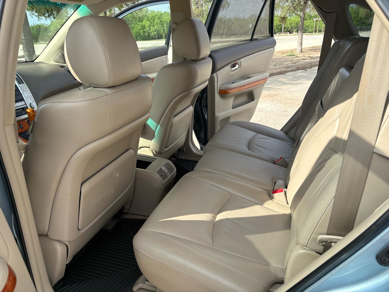 Lexus RX 330 4dr SUV AWD 2005