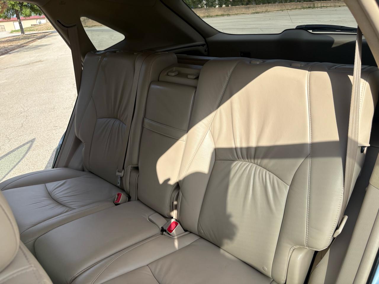 Lexus RX 330 4dr SUV AWD 2005