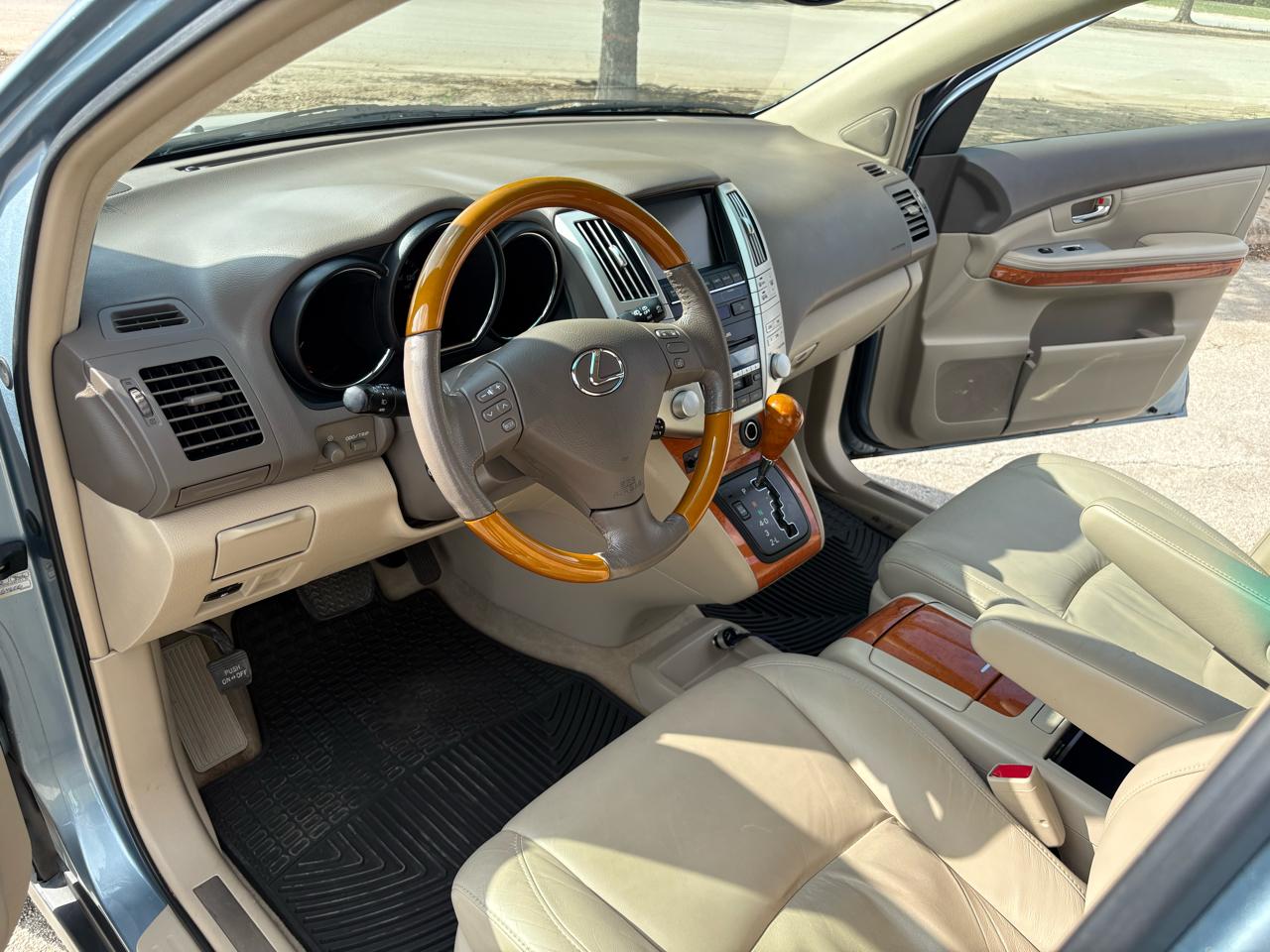 Lexus RX 330 4dr SUV AWD 2005