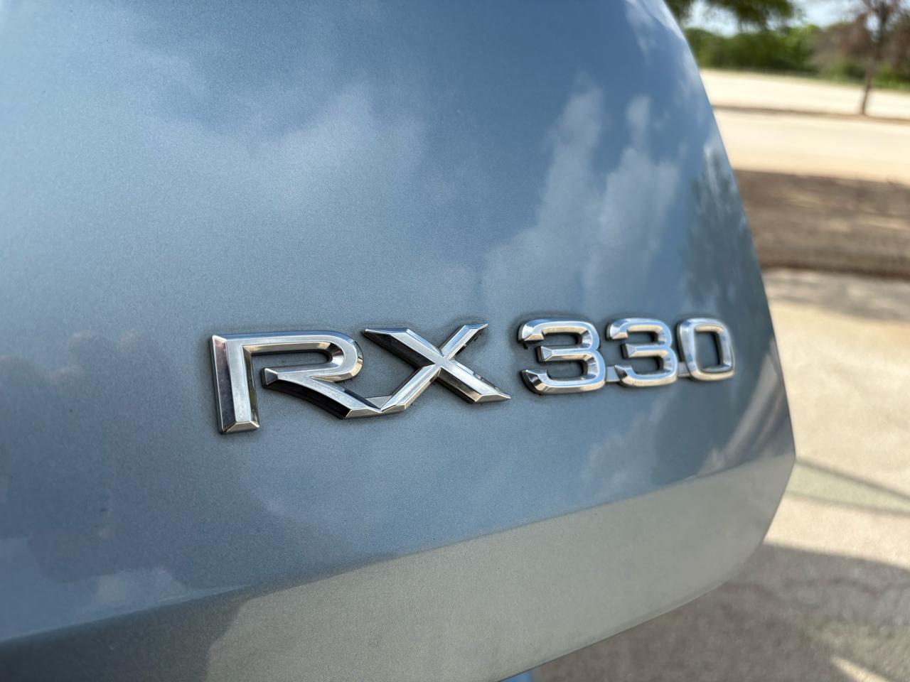 Lexus RX 330 4dr SUV AWD 2005