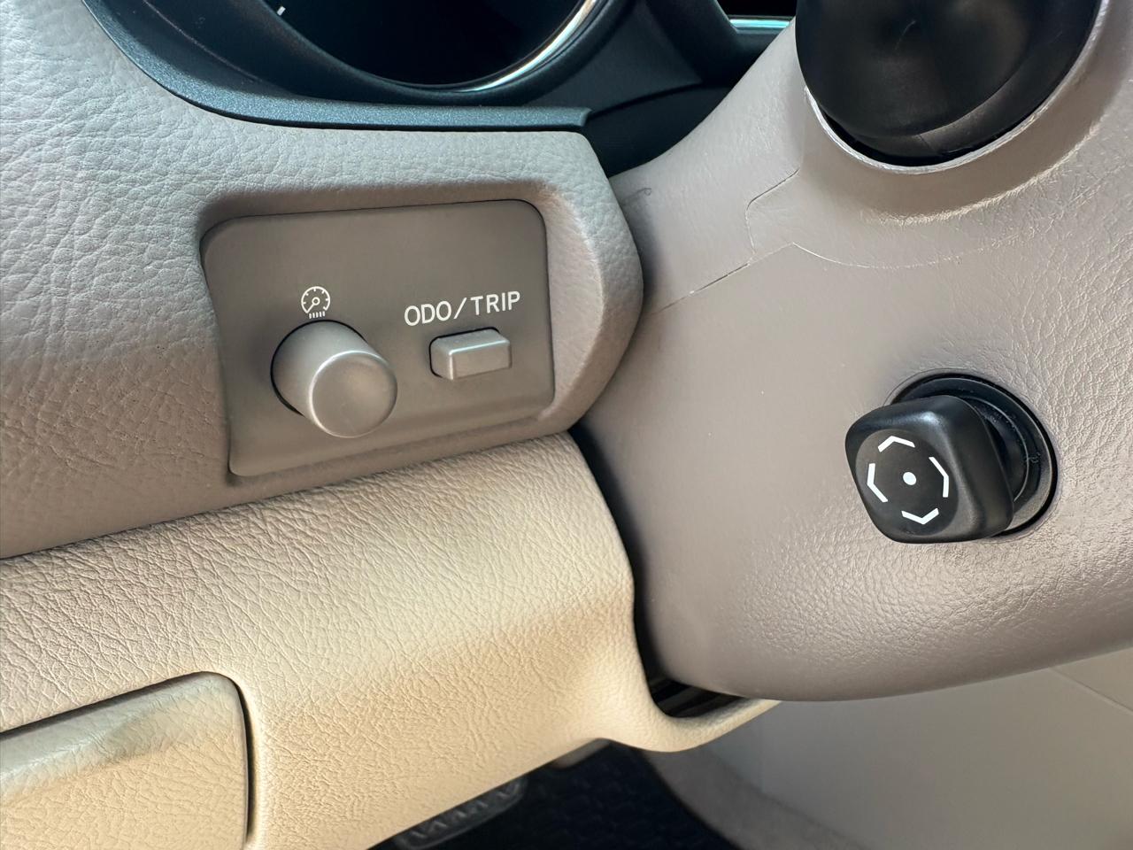 Lexus RX 330 4dr SUV AWD 2005