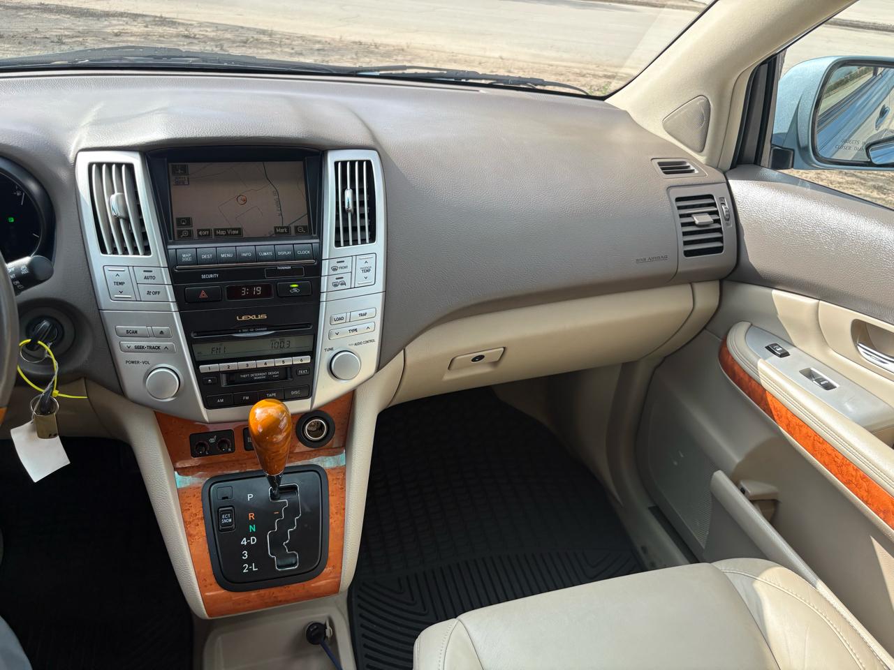 Lexus RX 330 4dr SUV AWD 2005