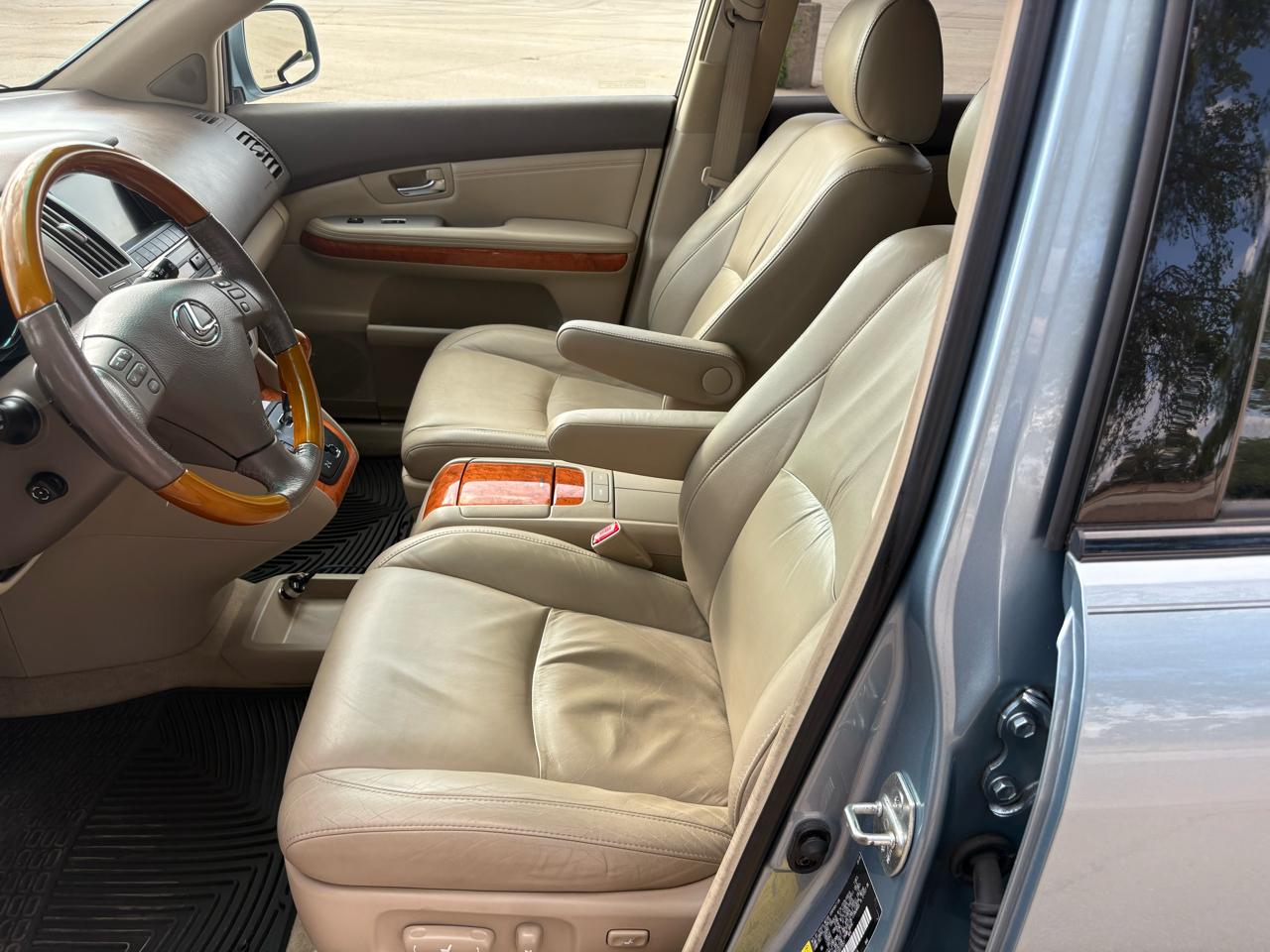 Lexus RX 330 4dr SUV AWD 2005