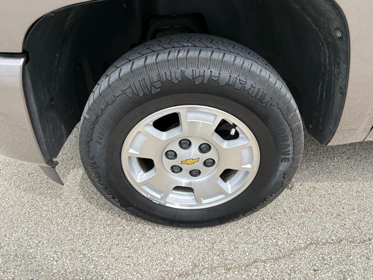 Chevrolet Silverado 1500 2WD Ext Cab 143.5" LT 2011