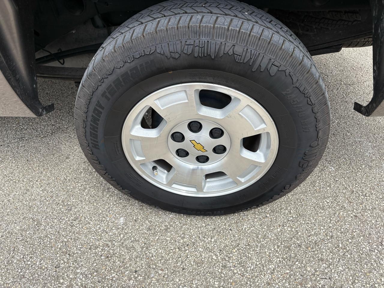 Chevrolet Silverado 1500 2WD Ext Cab 143.5" LT 2011