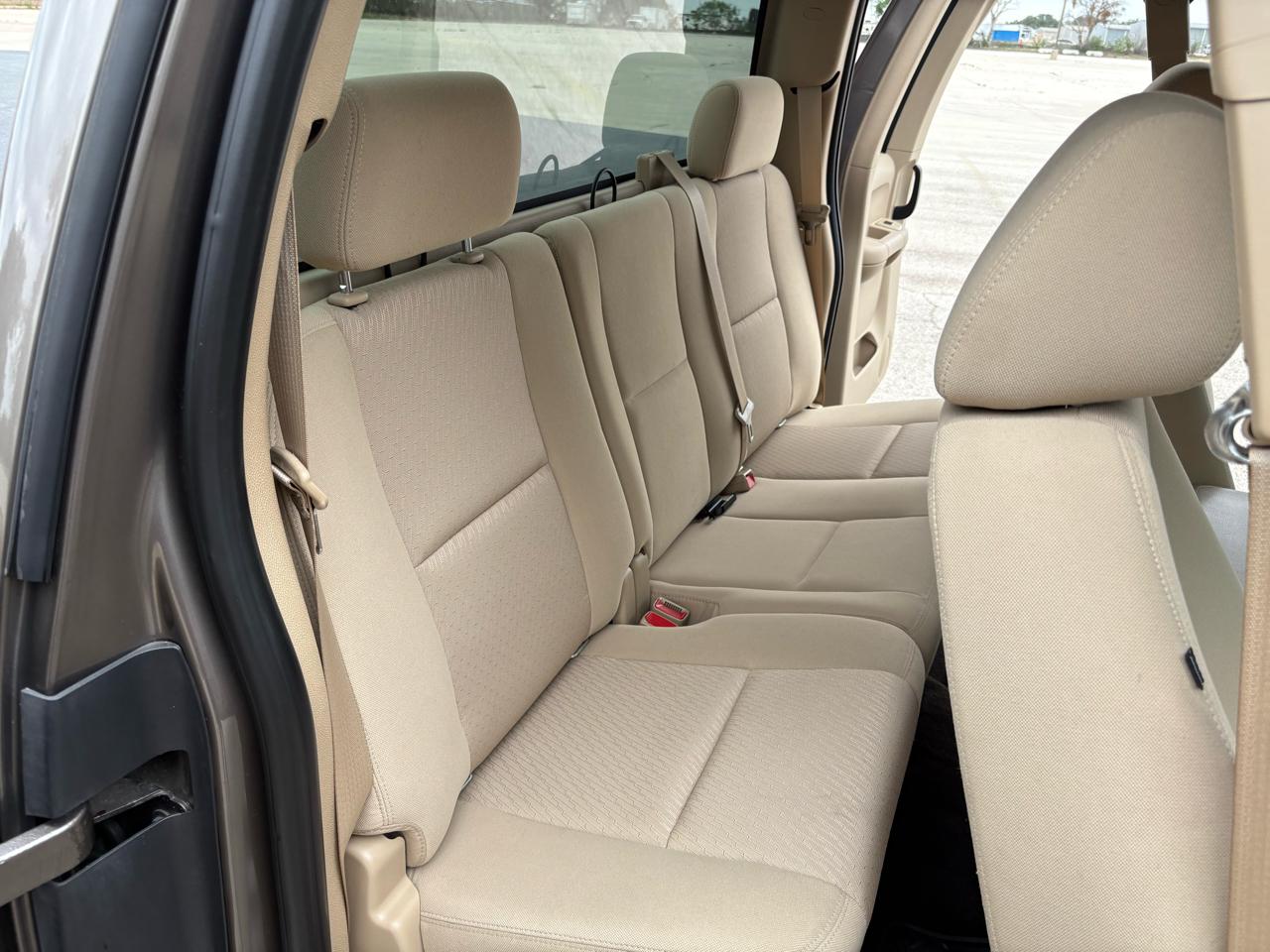 Chevrolet Silverado 1500 2WD Ext Cab 143.5" LT 2011