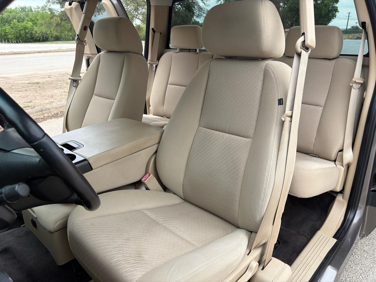 Chevrolet Silverado 1500 2WD Ext Cab 143.5" LT 2011