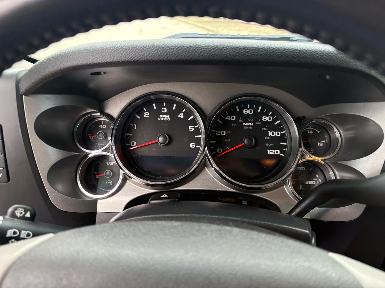 Chevrolet Silverado 1500 2WD Ext Cab 143.5" LT 2011