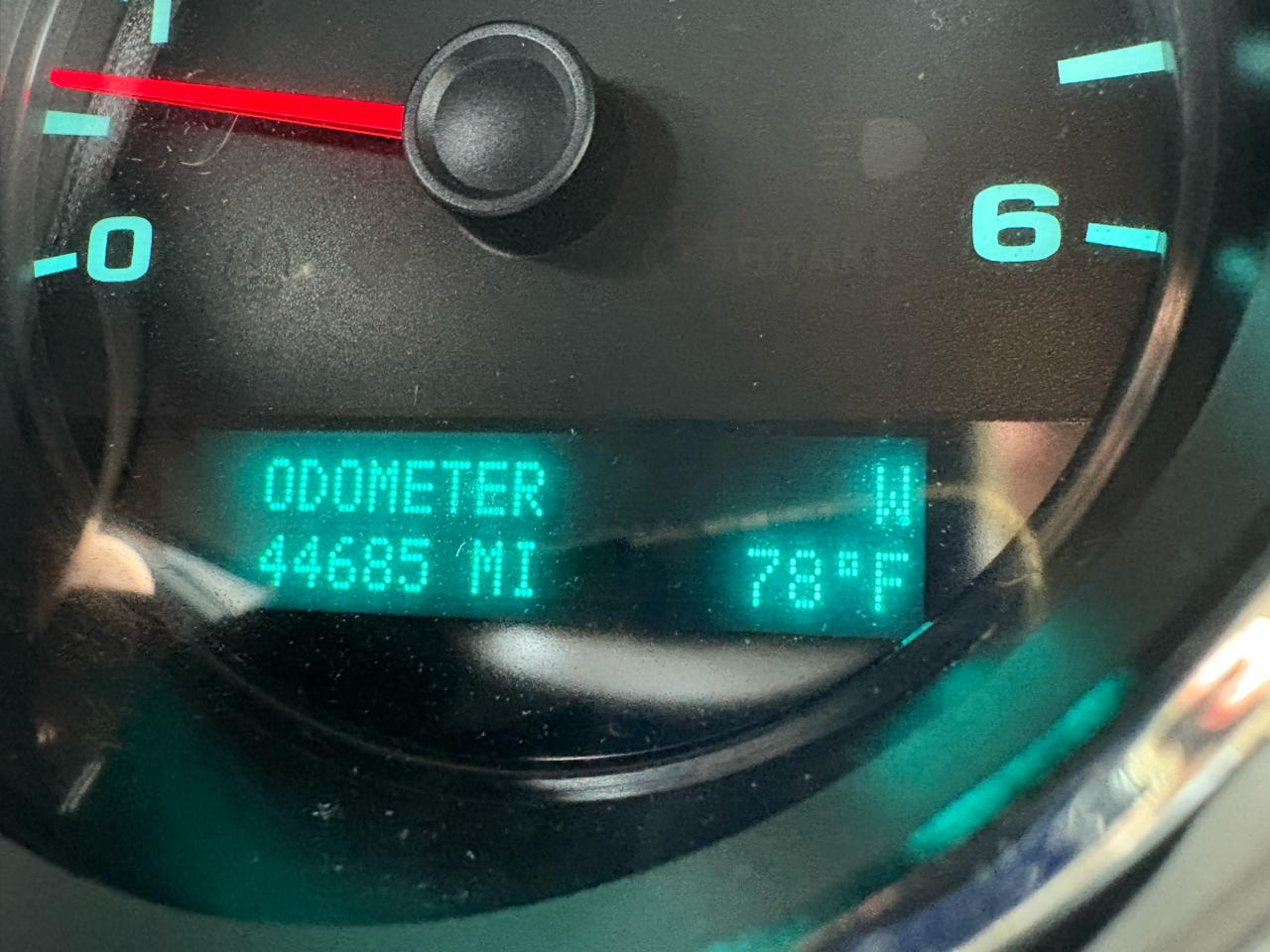 Chevrolet Silverado 1500 2WD Ext Cab 143.5" LT 2011