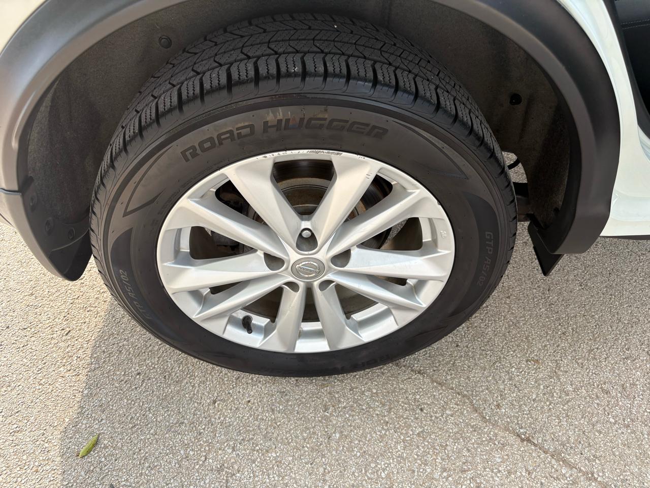 Nissan Rogue Sport AWD SV 2017