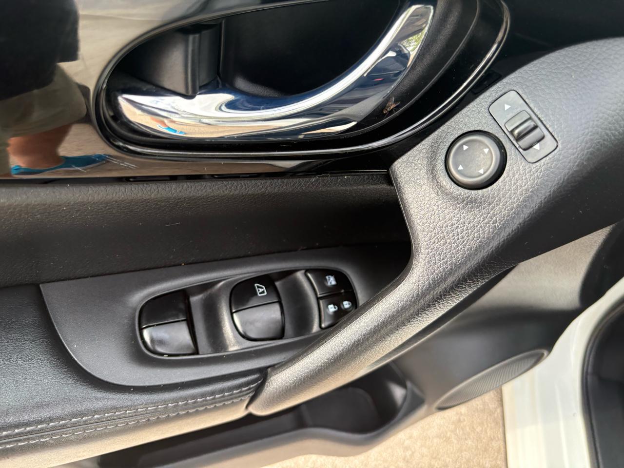 Nissan Rogue Sport AWD SV 2017