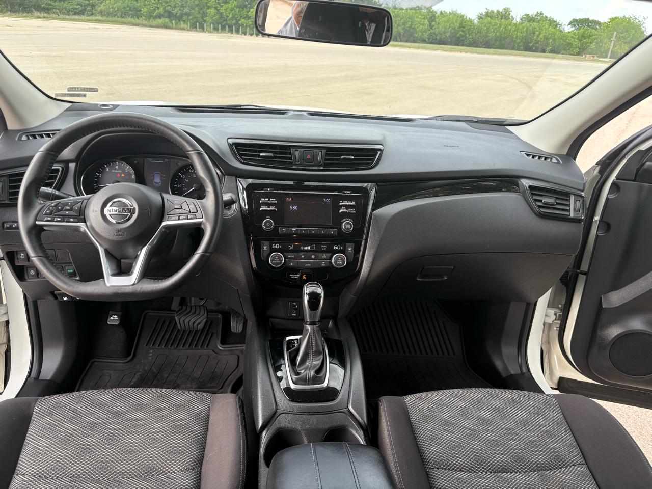 Nissan Rogue Sport AWD SV 2017