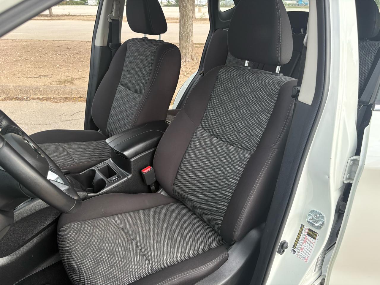 Nissan Rogue Sport AWD SV 2017