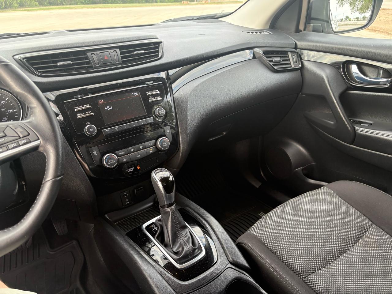 Nissan Rogue Sport AWD SV 2017