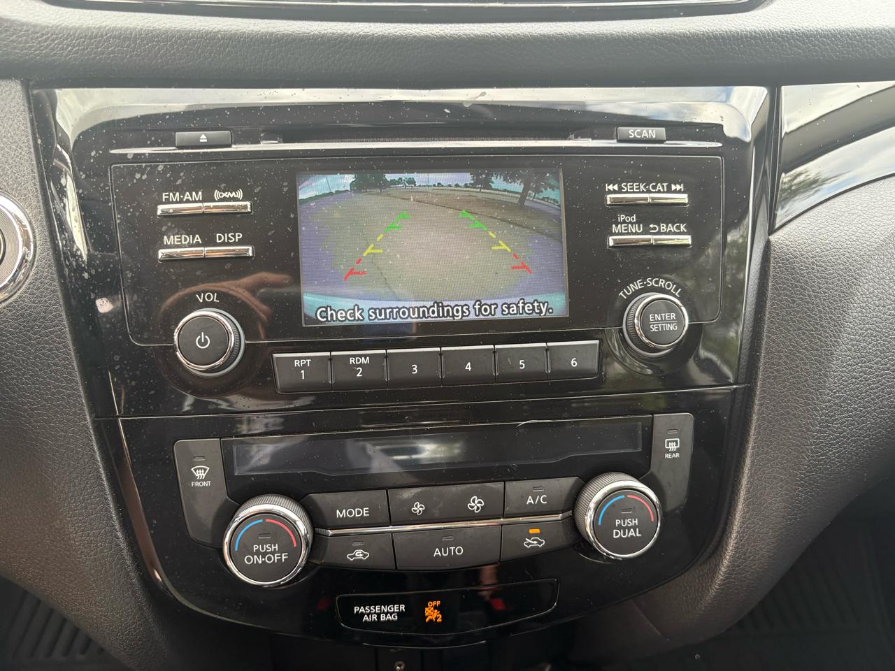 Nissan Rogue Sport AWD SV 2017