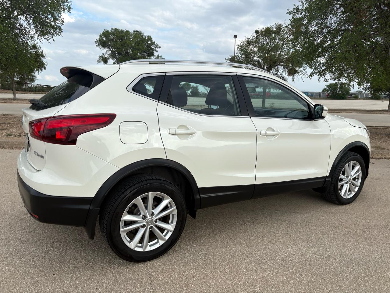 Nissan Rogue Sport AWD SV 2017