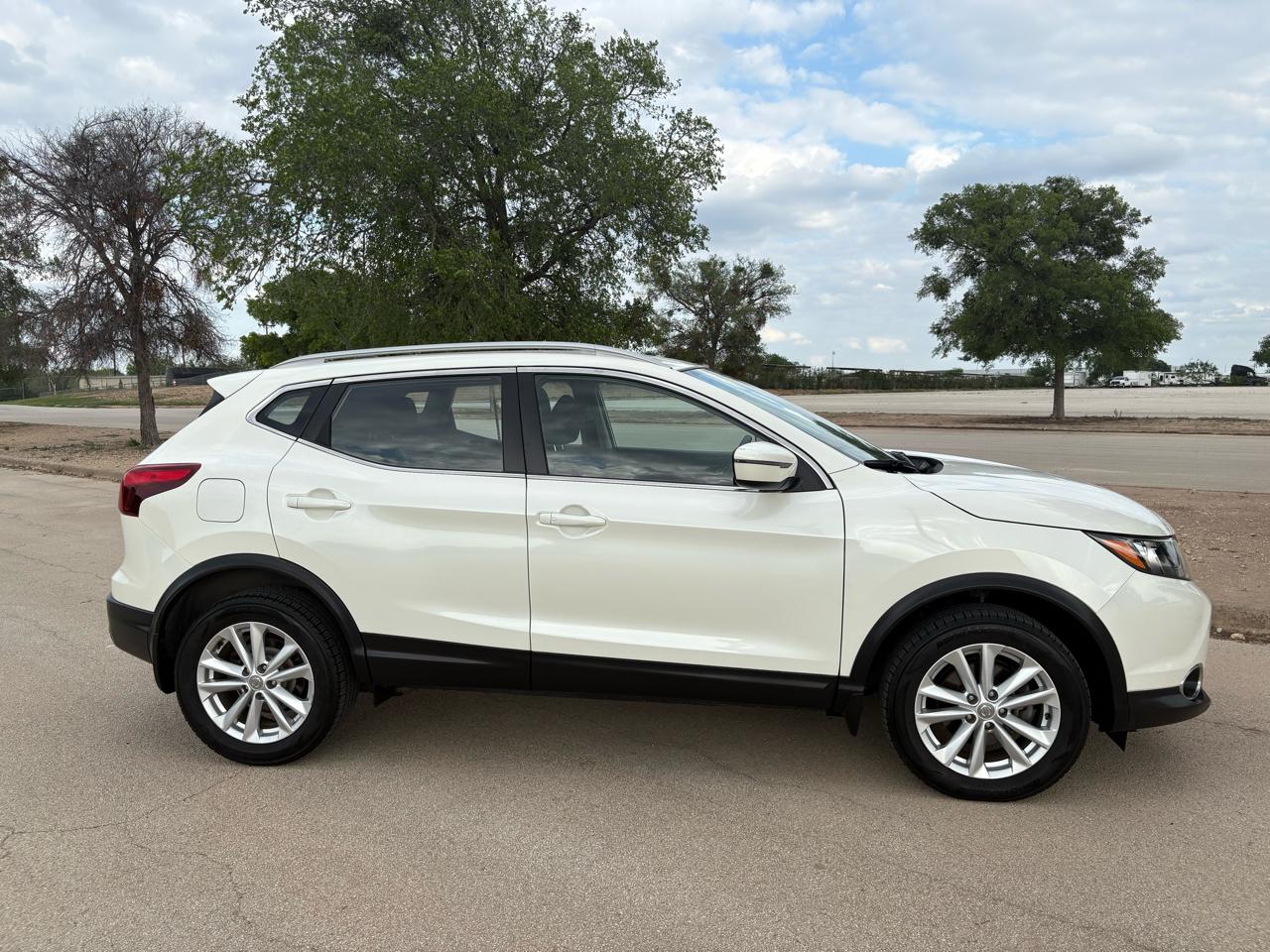 Nissan Rogue Sport AWD SV 2017