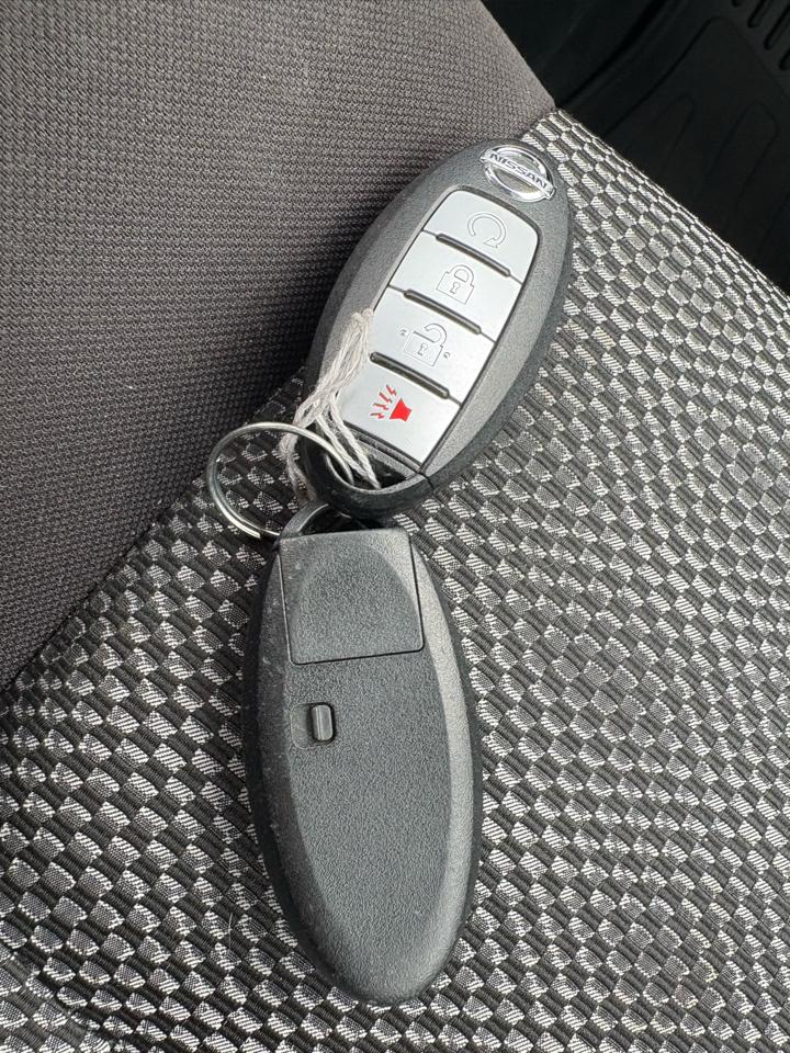 Nissan Rogue Sport AWD SV 2017