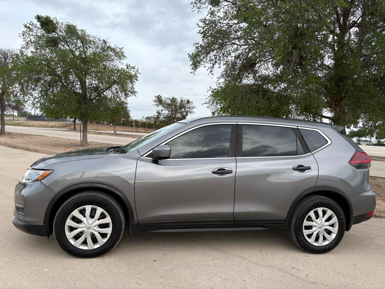 Nissan Rogue FWD SV 2018