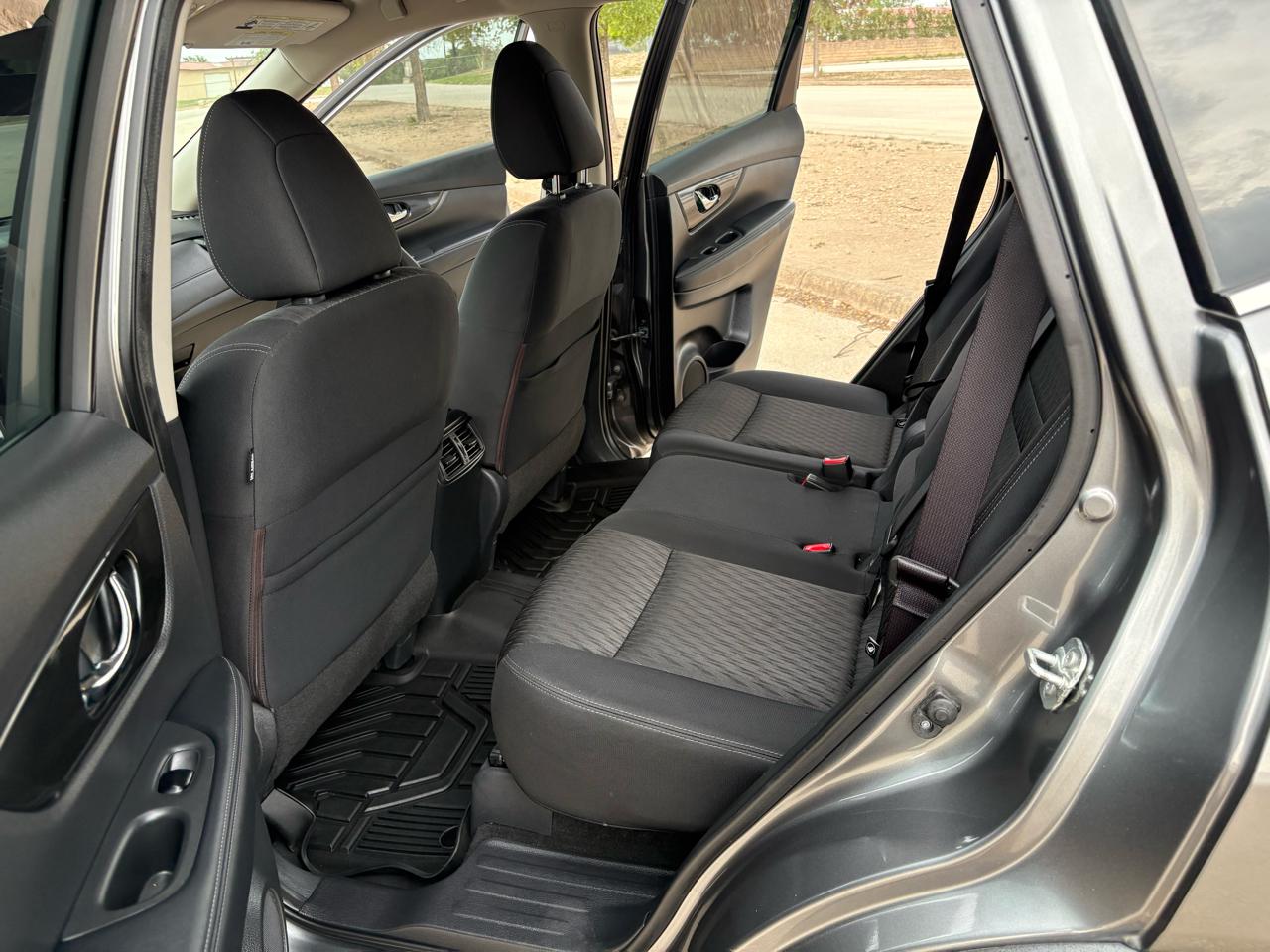 Nissan Rogue FWD SV 2018