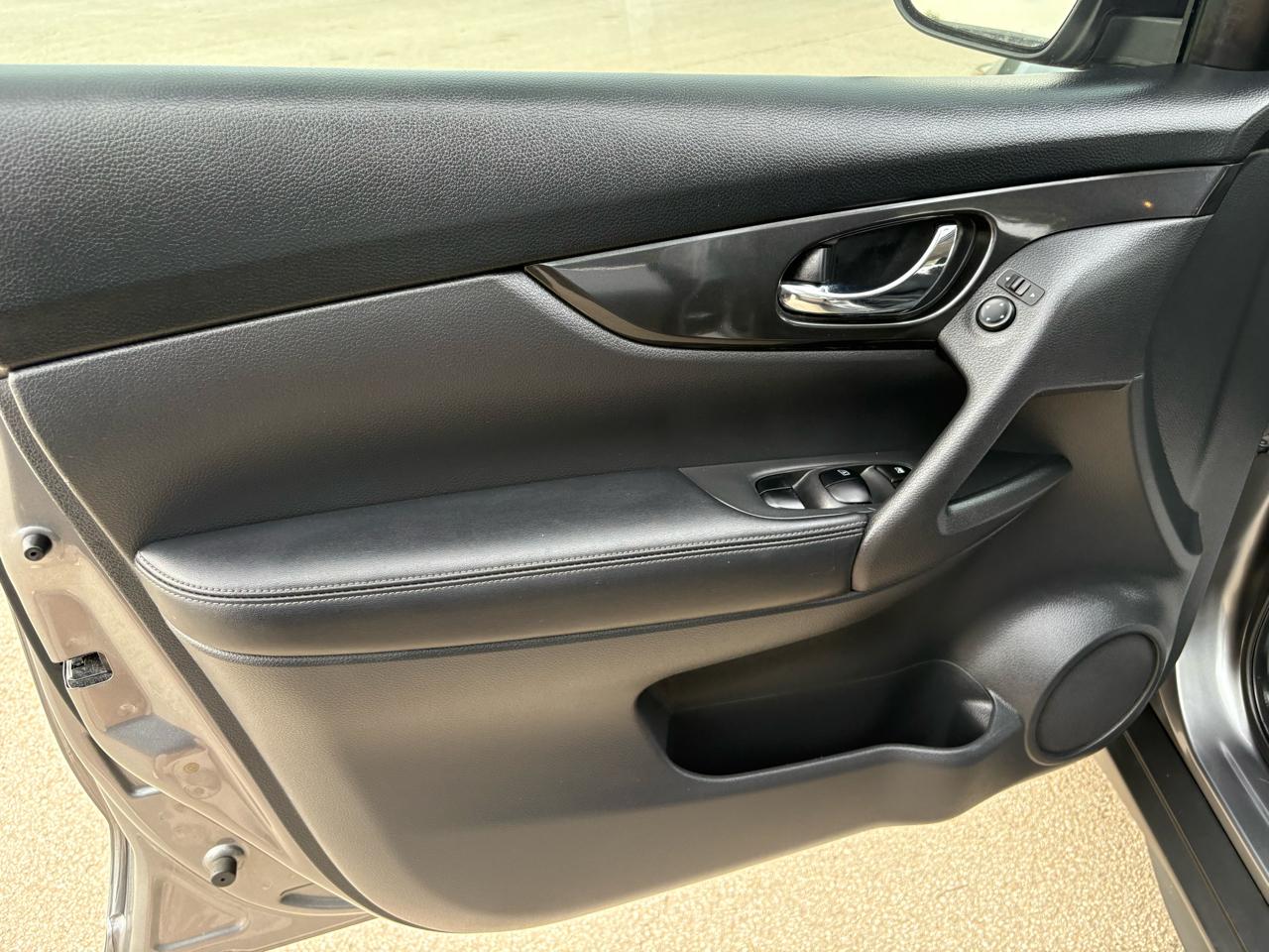 Nissan Rogue FWD SV 2018