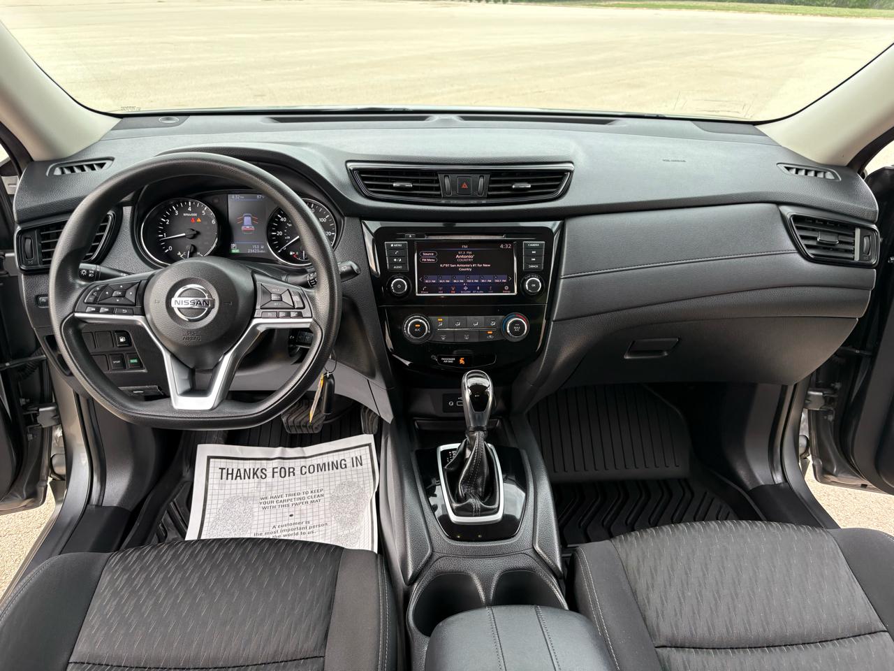 Nissan Rogue FWD SV 2018