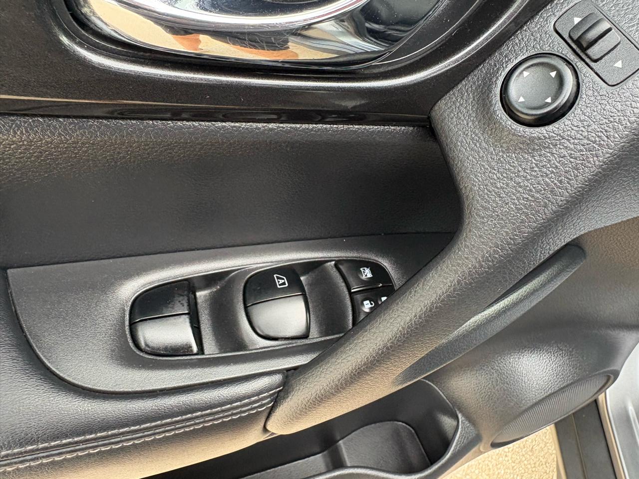 Nissan Rogue FWD SV 2018