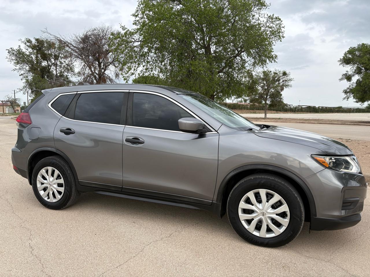 Nissan Rogue FWD SV 2018